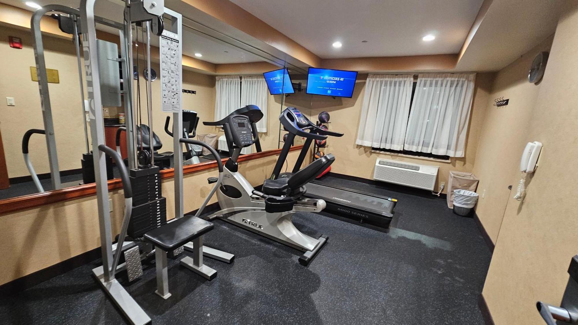 Econo Lodge Woodbridge Iselin Eksteriør bilde