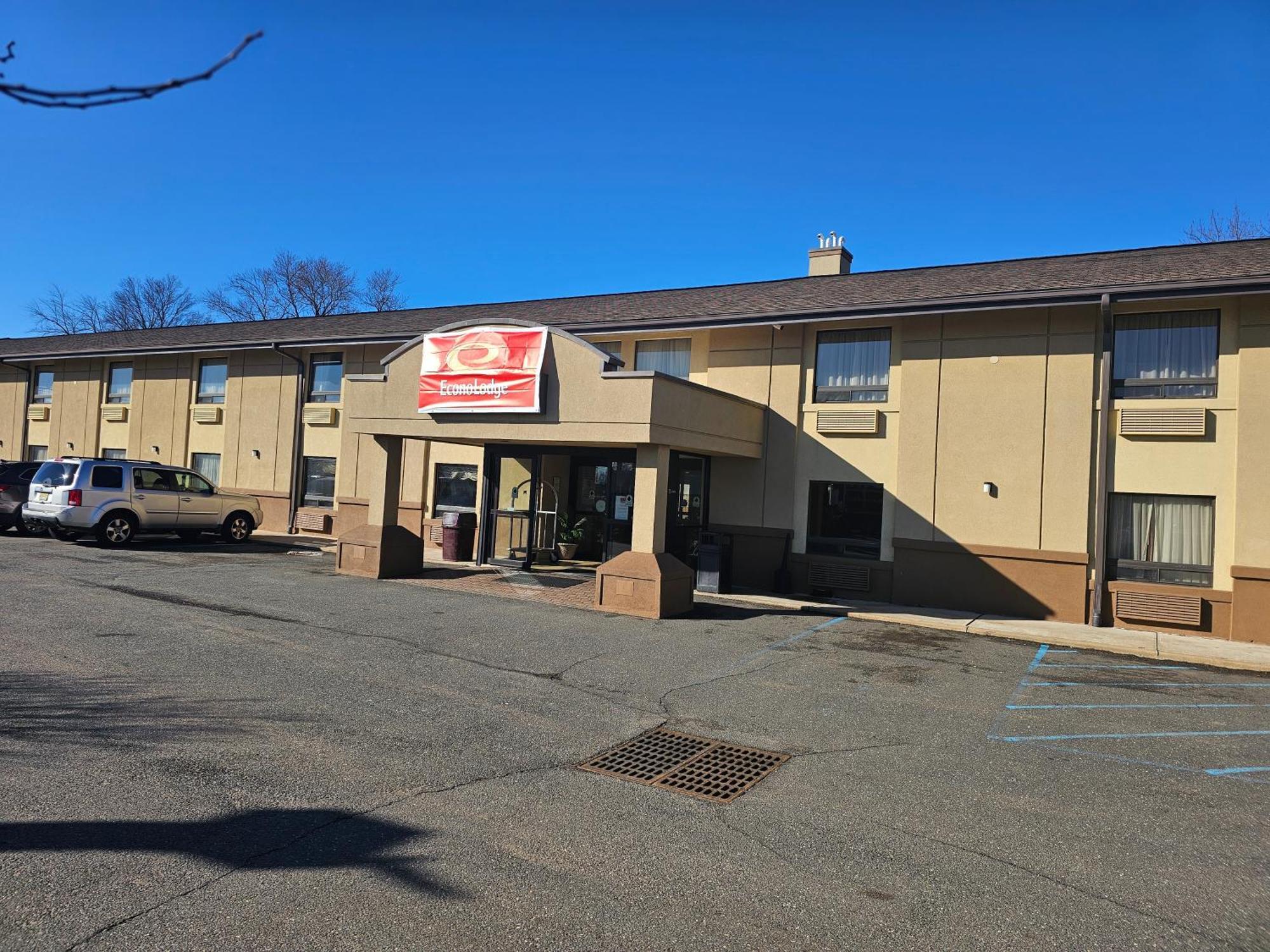 Econo Lodge Woodbridge Iselin Eksteriør bilde