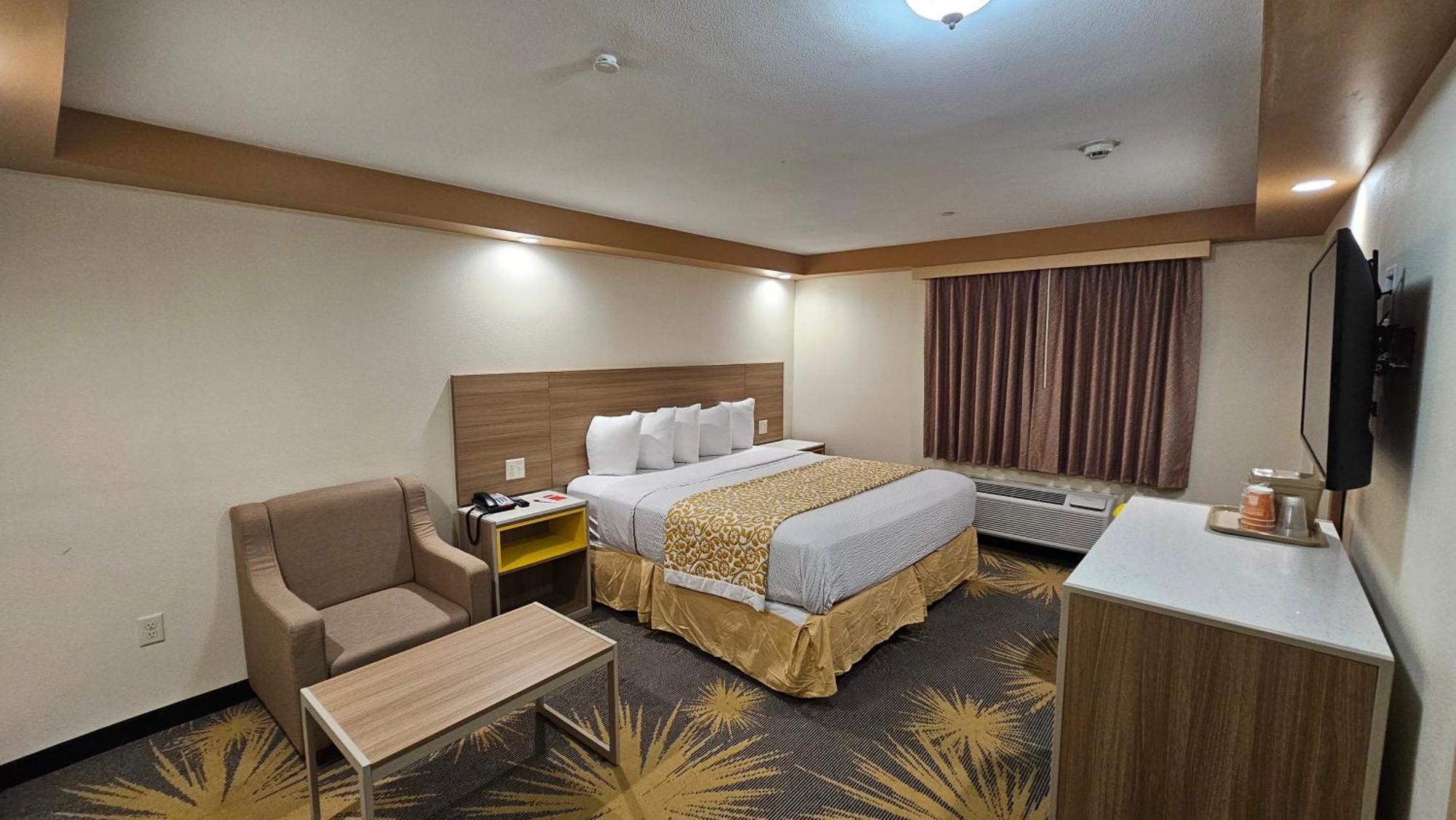 Econo Lodge Woodbridge Iselin Eksteriør bilde