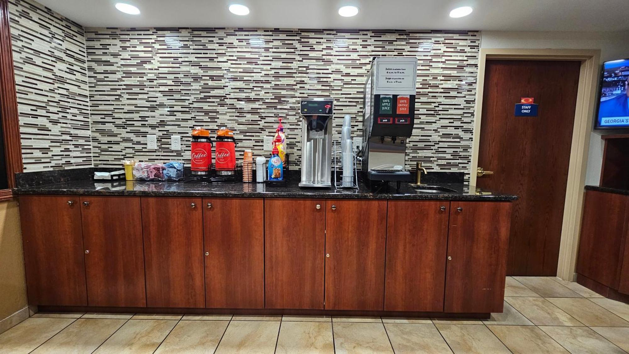 Econo Lodge Woodbridge Iselin Eksteriør bilde